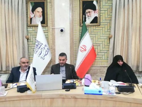 خانم برقعی و آقای رحیمی و کبیری