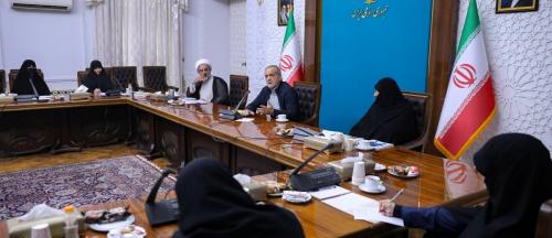 دیدار مدیر جامعه الزهرا با رئیس جمهور2